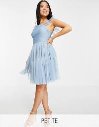 Akeem osborne, finn hayton, louis griffiths. Anaya With Love Petite Gerafftes Mini Ballkleid Mit Ruschenarmeln In Blassblau Asos