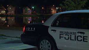 One man drowns in Kosciuszko Park lagoon, another rescued