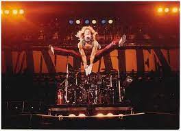 David lee roth & the john jorgenson bluegrass band. David Lee Roth In The Most Perfectly Framed Shot Ever Jumping Off Of The Riser Booyaa David Lee Roth Van Halen Eddie Van Halen