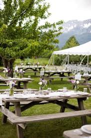 Casamento Rustico No Campo Wedding Picnic Reception Wedding Backyard Reception Picnic Table Wedding