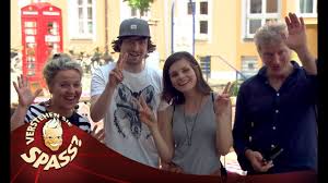 I think you can make funny with this qoute. Download Joyce Ilg Prankt Das Publikum Von Verstehen Sie Spass Daily Movies Hub