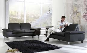 Sie sind farblich aufeinander abgestimmt, daher eignen sie sich perfekt, wollen sie ihre sitzecke im wohnzimmer flexibel anordnen. Smart Sofa Finola 2 Sitzer Schwarz Mobel Hoffner