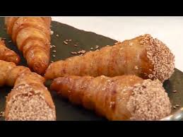 Samira Tv طريقة تحضير طاجين البرانية لي كورني حصة أذواق حورية Food And Drink Food Recipes