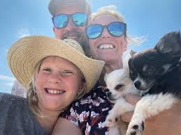 For Fathers Day we dropped Elle at marine biology camp, then  @wendel_mobile_equine and I (and the chihuahuas) had lunch at the dock and  bought some carnivorous plants. Be back in Aiken by