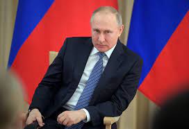 Владимир владимирович путин) (born october 7, 1952) is the socially conservative president of the russian federation, a position he's held since 2012, after serving as prime minister since may 8, 2008, and previously serving as president since december 31. Putin Makes Painful Climbdown As He Sues For Peace In Oil War Bloomberg