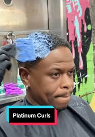 Achieve Perfect Platinum Curls with One Lift Technique