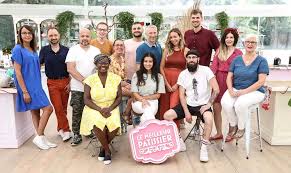 Le Meilleur Patissier 2020 Tout Savoir Sur Les Candidats De La Saison 9 Odelices Les macarons n'ont plus de secrets pour elle !
