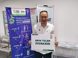 Jason ong is an academic sexual health physician with a passion for research among marginalized populations. Accelerating Jabs Reinstating Public Trust In Govt Will Contain Covid 19 Not Mco Malaysia The Vibes