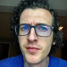 John Gruber: "Write your own caption, wrong …"