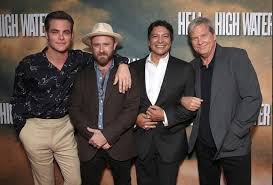 Résultat de recherche d'images pour "wind river film"