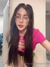 Pinky - video 3 - ThisVid.com