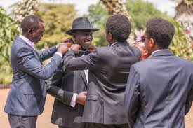 On wednesday, the government released a statement informing. Dennis Itumbi Hsc On Twitter We Got You Dad Williamsruto Sons Fixing His Bow Tie