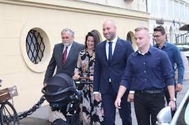 A betegbiztonság is nő az új rendszerrel. Szabo Balint Home Facebook