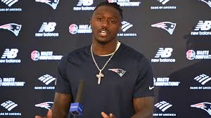 Patriots' New WR A.J. Brown Takes Shocking Nosedive In NFL Top-100 Player Rankings