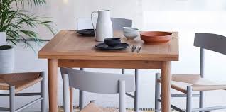 In many round dining tables, you can find a removable counter or a foldable one, which allows you to turn the table into half its size or store it elsewhere when not in use. Best Small Dining Table 18 Compact Dining Tables Small Spaces
