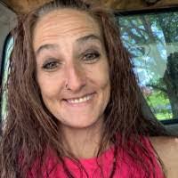 Lori Whitener's Instagram, Twitter & Facebook