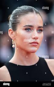 Olivia neill hi-res stock photography and images