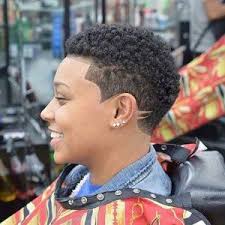 Coupe Courte Cheveux Crepus Natural Hair Styles Short Natural Hair Styles Shaved Hair Designs
