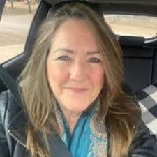 Paula Perrin's Instagram, Twitter & Facebook