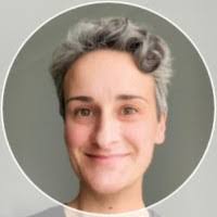 Sarah Timms's Instagram, Twitter & Facebook