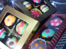 Isi 1/2 sudu pastu isi filling jem atau coklat chip sebiji dan tutup semula dgn 1/2. Apam Polkadot Jualsukasuki