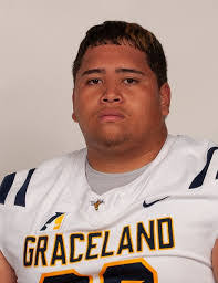 Elijah Dunbar's Instagram, Twitter & Facebook