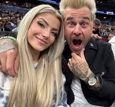 Alexa Bliss and Ryan Cabrera attended the Orlando Magic game