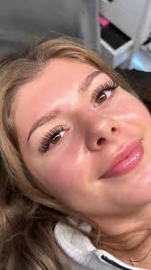 Hello! my name Sydney I've been a lash artist here in Lawton for 3 years. I  am now accepting new clients! My lash page is Snatched Esthetics that will  provide you with