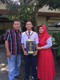 Sma taruna nusantara, magelang jawa tengah meningkatkan pengamanan sekolah khususnya di pintu masuk sekolah. Alumni Smpn 2 Cepu Lolos Seleksi Di Sma Taruna Nusantara Smp Negeri 2 Cepu