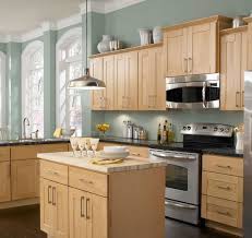 Matching wall colors with kitchen cabinets is essential in interior decorating. Most Popular Kitchen Layout And Floor Plan Ideas Maple Kitchen Cabinets Kitchen Layout Kitchen Colors