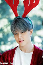 Beli bts vlive terlengkap harga murah 2021 di tokopedia! Vlive X Dispatch Posted Christmas Photoshoot Behind The Scene Jimin Jimin Bts Jimin Park Jimin