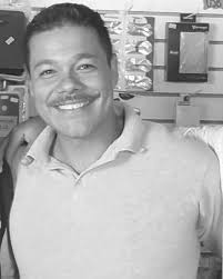 🇲🇽LUCIO BAÑUELOS, EL PADRE QUE DIO LA VIDA POR SALVAR A SU FAMILIA  Zacatecas, Zac. — Lucio Bañuelos Dorado, un padre amoroso y comerciante  trabajador de 40 años, perdió la vida este