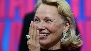 Arabella Stanton's Instagram, Twitter & Facebook