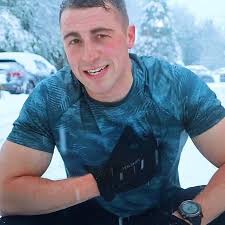 incoming call” “.... is typing” “tagged you” “mentioned you in a story”  “sent you a message” “reply to your...” “random text” aminin mo, these  simple things can make you feel better by