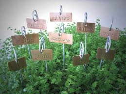 epingle par annlee may sur metal stamping etiquette jardin etiquettes pour plantes jardin potager