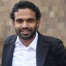 Christo Thomas's Instagram, Twitter & Facebook