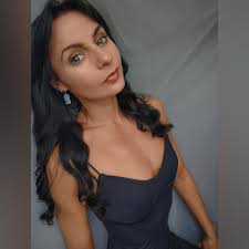 Anya Vekua, Saint Petersburg