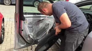 Kapı döşemesi nasıl sökülür ? Arac Ici Bagaj Butonu Montaji Ve Kapi Ic Doseme Nasil Sokulur Tum Detaylar Opel Insignia Youtube