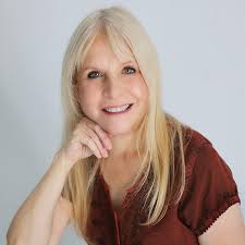 We Consciousness: 33 Profound Truths for Inner and Outer Peace:  Amazon.co.uk: Noe, Karen: 9781401952310: Books