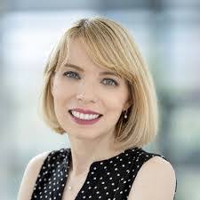 Sarah Mayes's Instagram, Twitter & Facebook