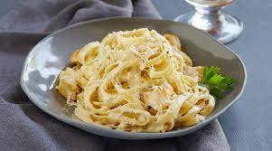 Spicy Chicken Fettuccine Alfredo Wisconsin Cheese Recipe Fettuccine Alfredo Recipes Chicken Fettuccine Chicken Fettuccine Alfredo