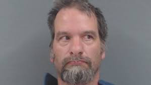 Earl Rader's Instagram, Twitter & Facebook