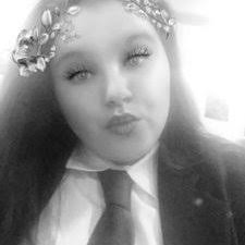 Olivia Jayne Price (@OliviaJaynePri1)