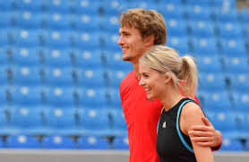 Alexander sascha zverev will bei den bmw open in münchen den turnaround schaffen und aus seinem leistungstief kommen. Phil On Twitter Alexander Zverev And Lena Gercke During A Celebrity Tennis Match In Munich Zverev Gercke Munich Getty