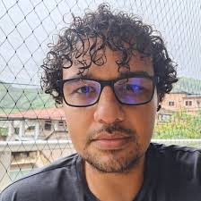 Ready to cut loose! 📸: Cameron Nunez