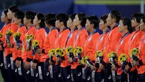 Jun 03, 2021 · dengan olimpiade tokyo dimulai pada 23 juli, skenario yang paling mungkin adalah suga membubarkan parlemen setelah paralimpiade 5 september berakhir dan mengadakan pemilihan cepat, kata asahi. Perolehan Medali Olimpiade Tokyo 2020 Jepang Teratas Lagi Indonesia Ke 36