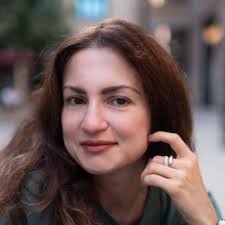 Learn about the Mentors helping entrepreneurs in our program