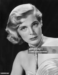 664 Lizabeth Scott Photos & High Res Pictures