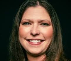 Nancy Puetz's Instagram, Twitter & Facebook