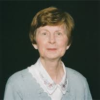 Estelle Stephens's Instagram, Twitter & Facebook